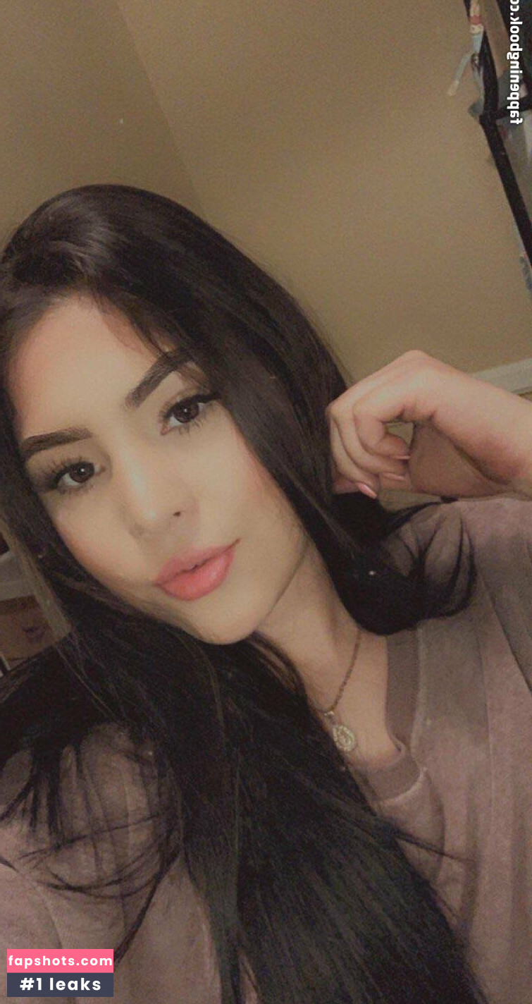 Fernanda Robles gallery photo #9