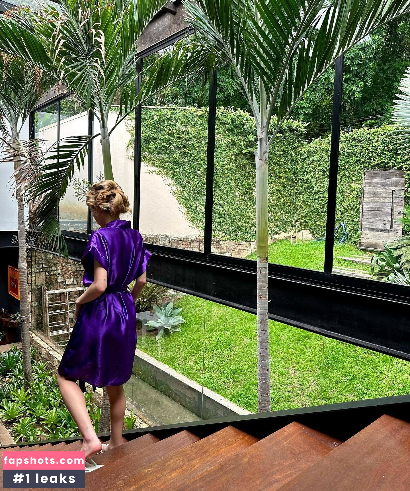 Fernanda Schneider gallery photo #26