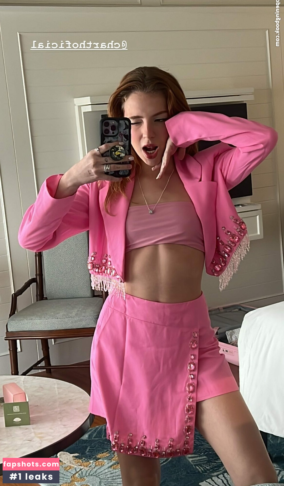 Fernanda Schneider gallery photo #90