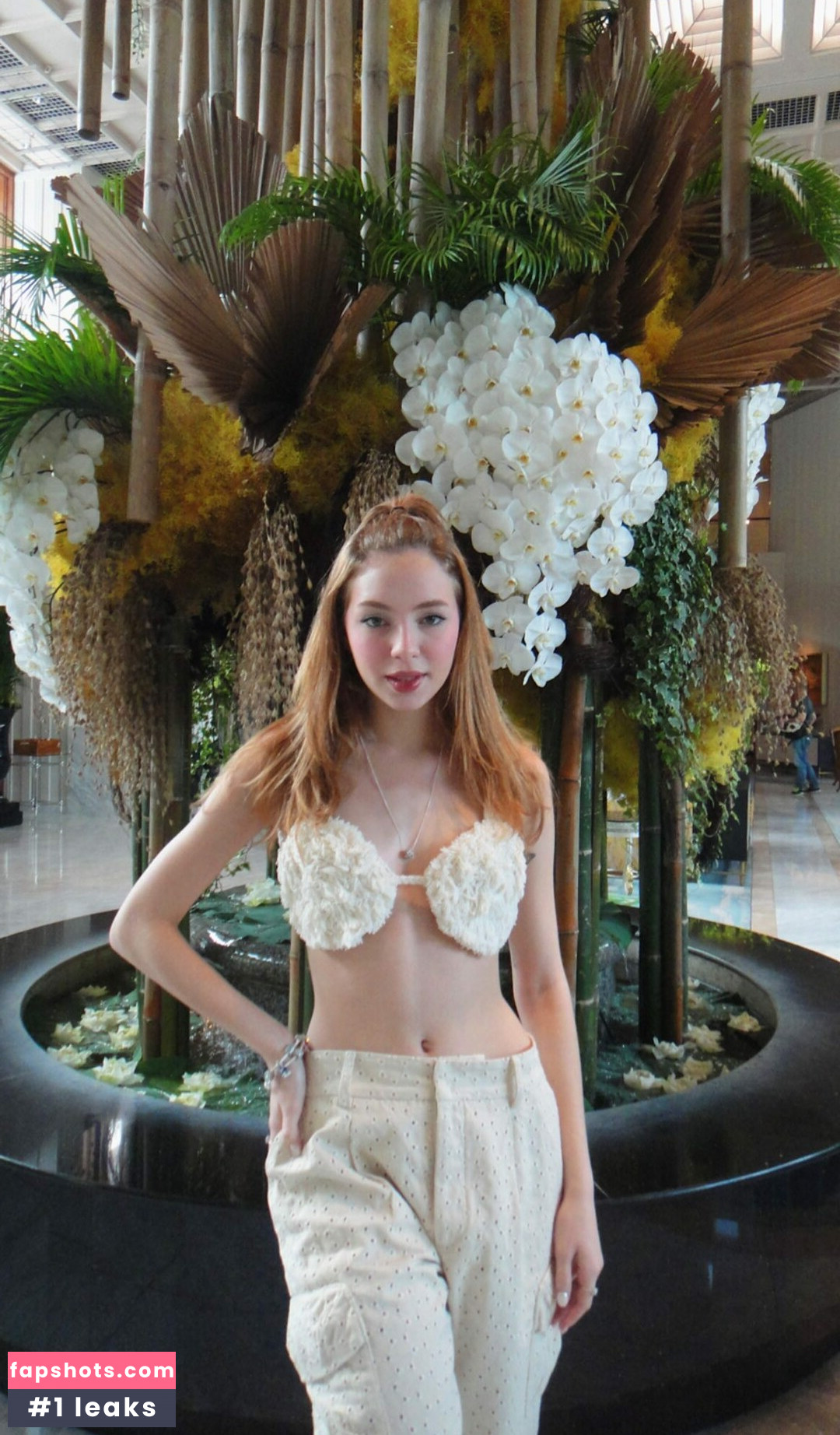 Fernanda Schneider gallery photo #94