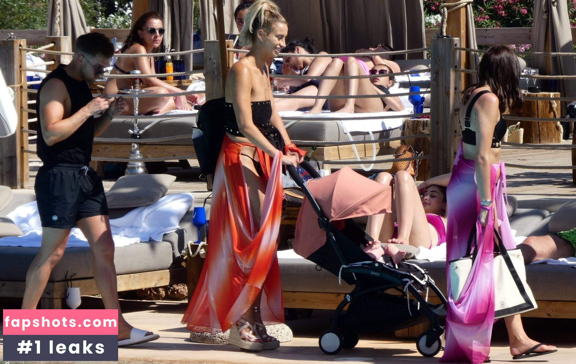 Ferne McCann gallery photo #216