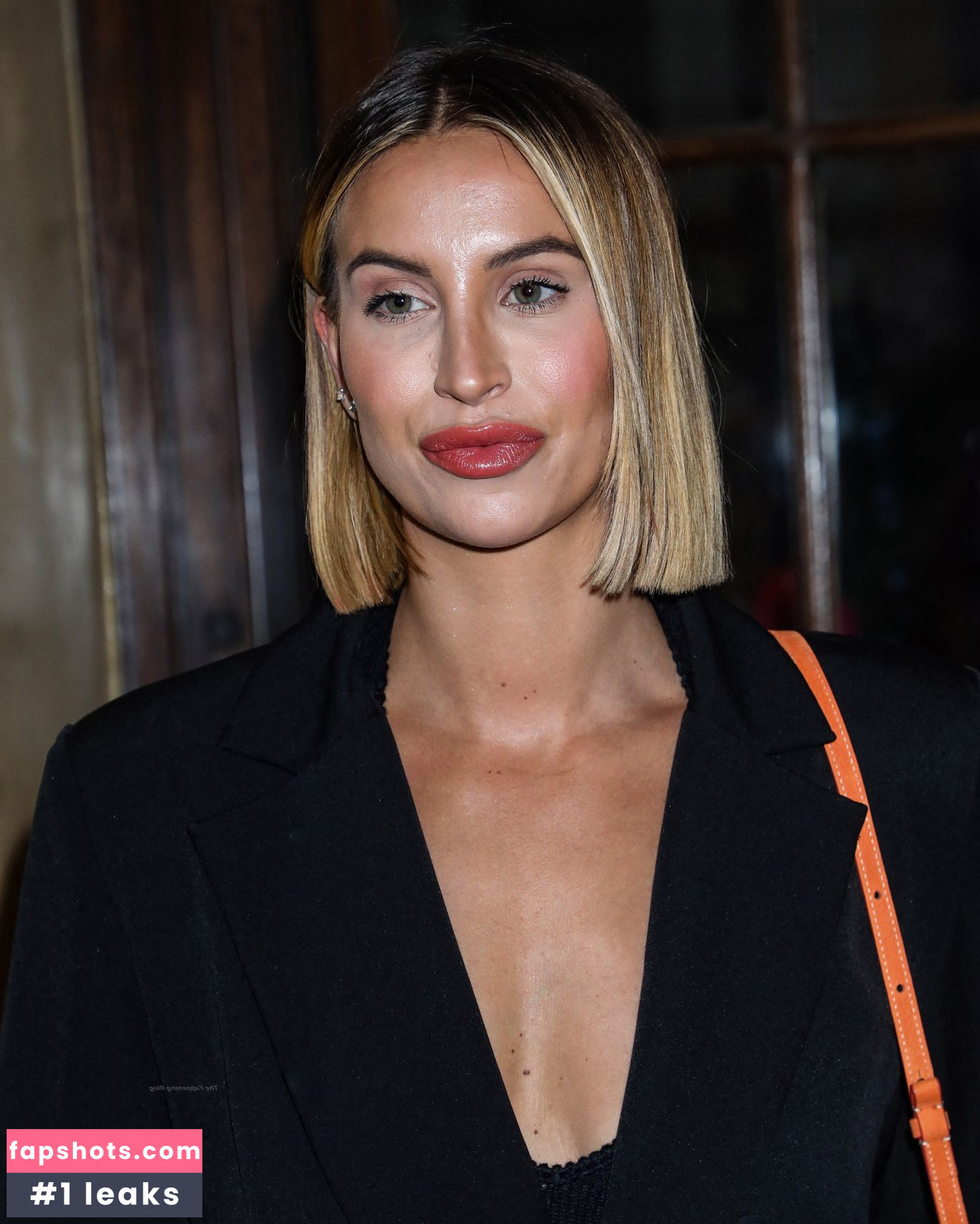 Ferne McCann gallery photo #66