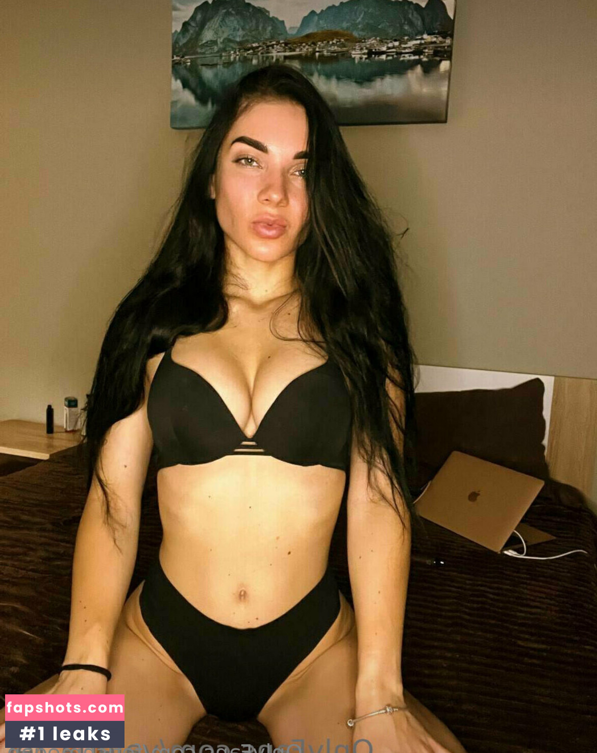 fetishmegan gallery photo #2