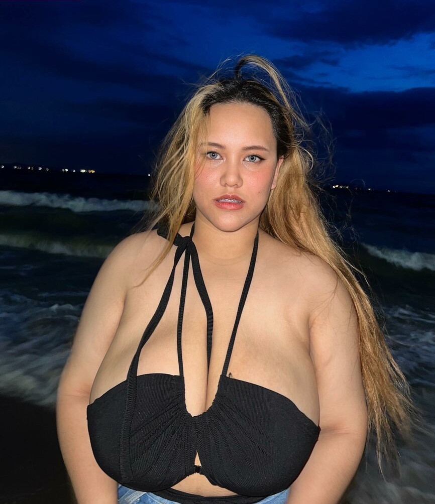 fhong-fionax Nude Leaks OnlyFans - Fapshots