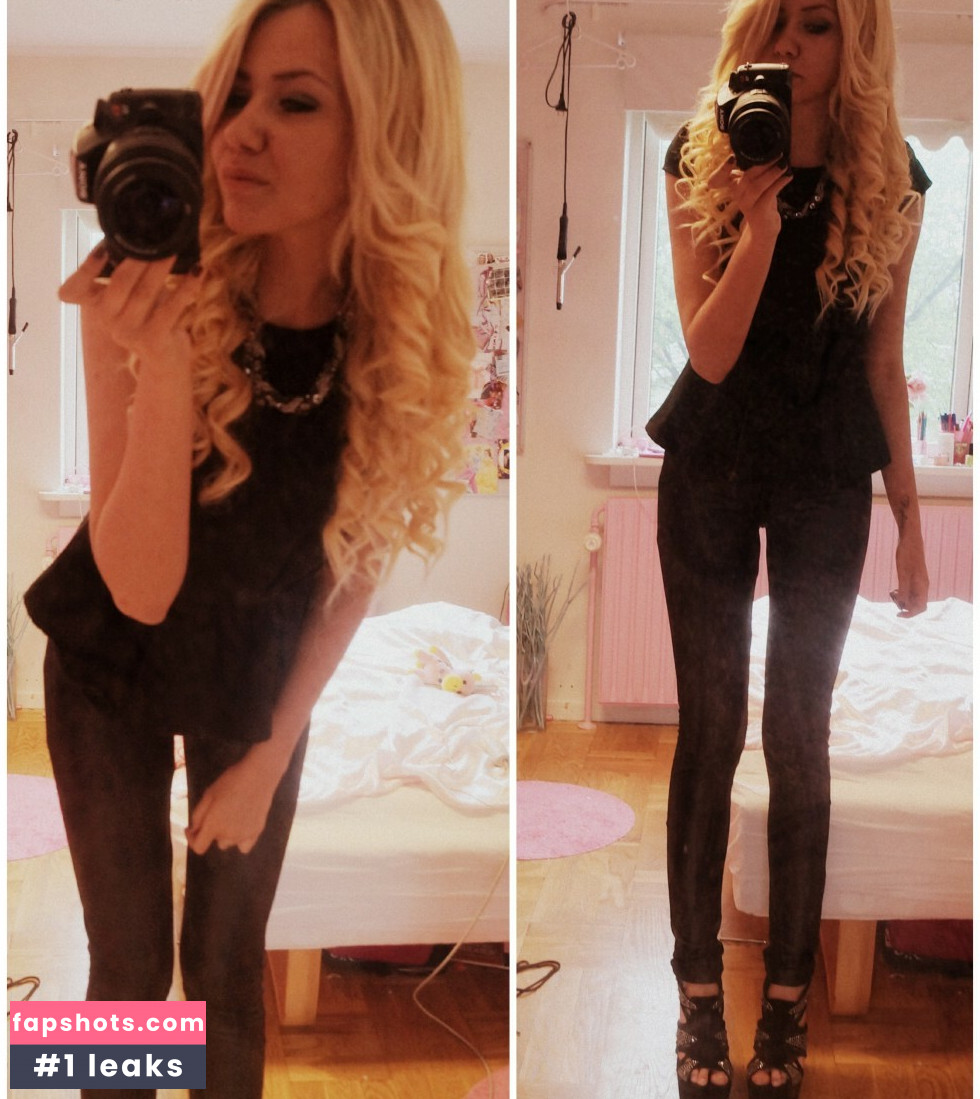 Fie Laursen gallery photo #9