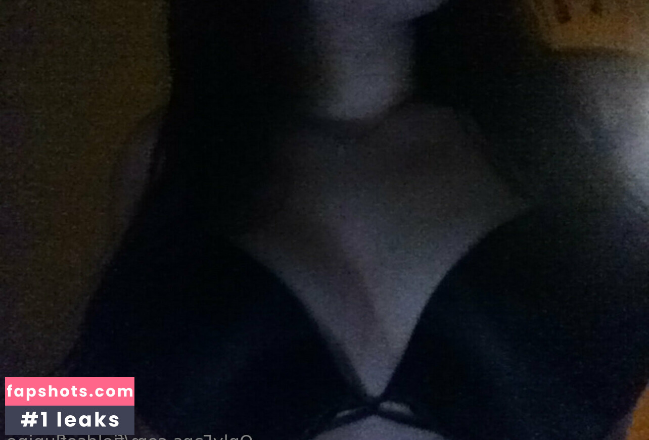 fieldsoflupine nude babe gallery