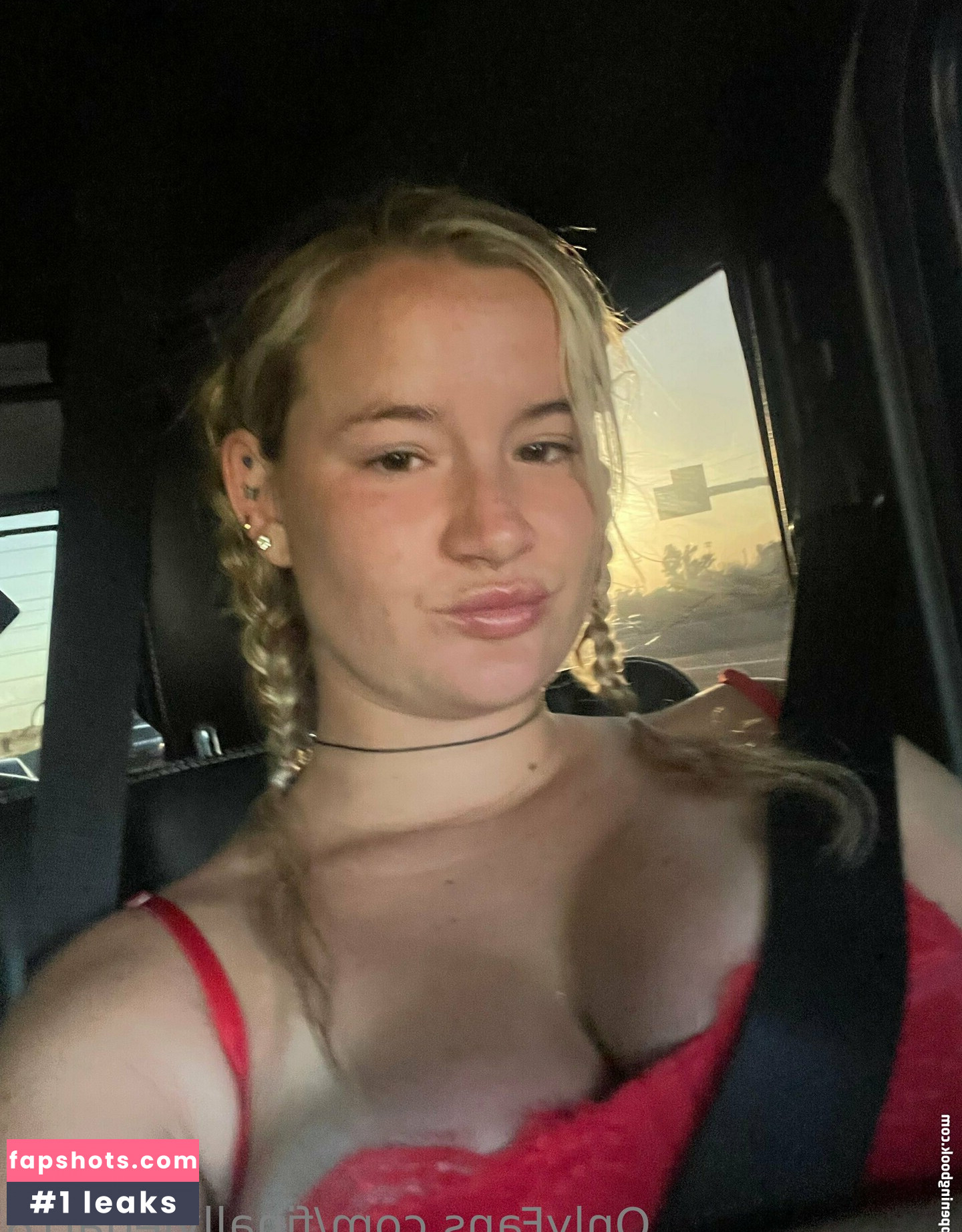 finallylegal18 Nahé úniky fotek pouze od fanoušků #111 - Fapshots