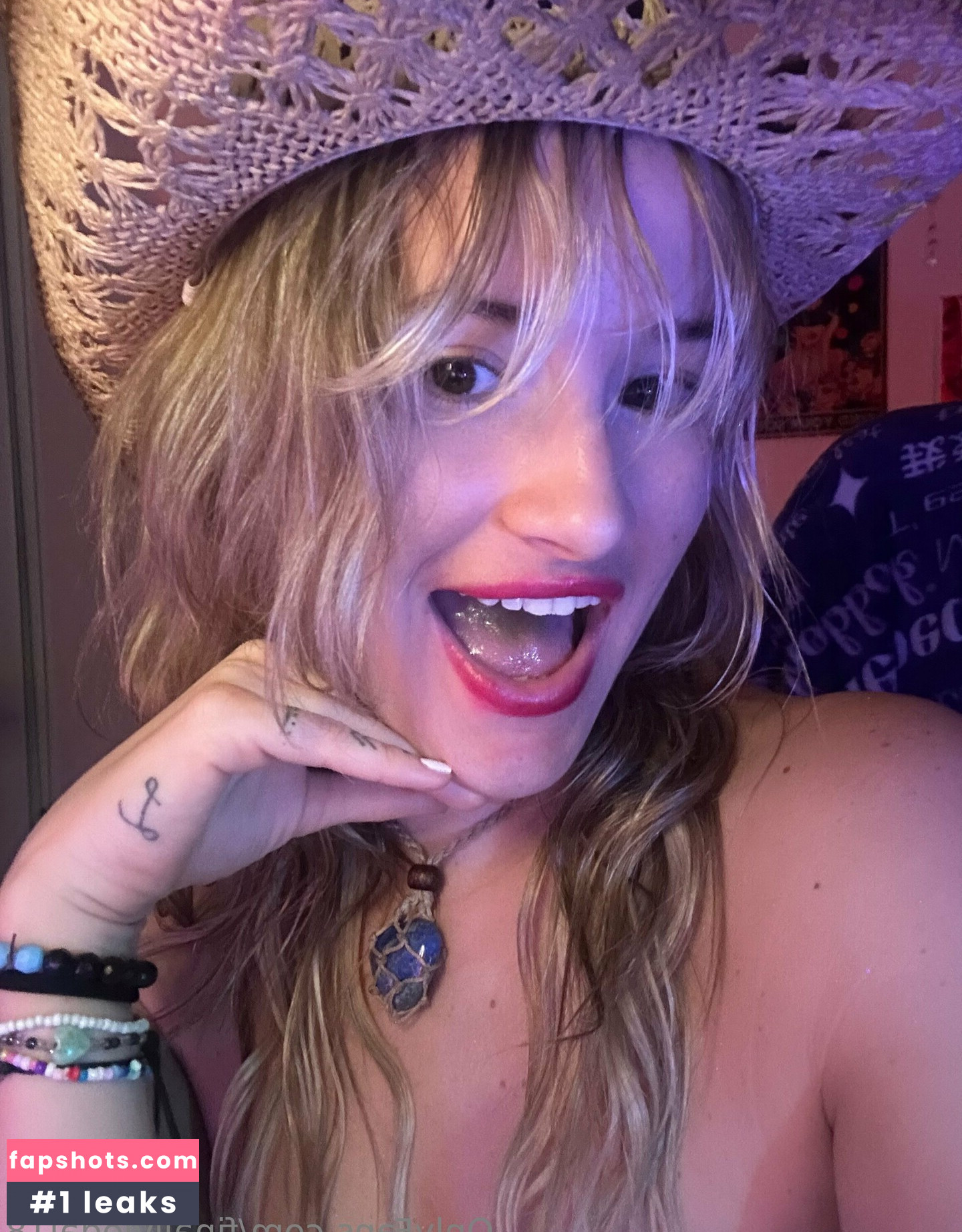 finallylegal18 Nahé úniky fotek pouze od fanoušků #22 - Fapshots