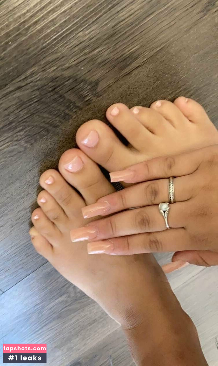 Fine Chyna gallery photo #14