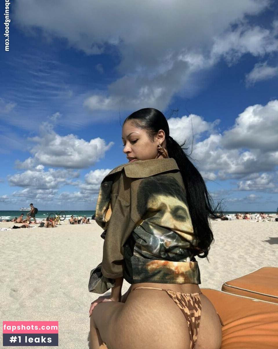 Finegalchas gallery photo #3