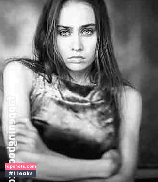 Fiona Apple nude babe gallery