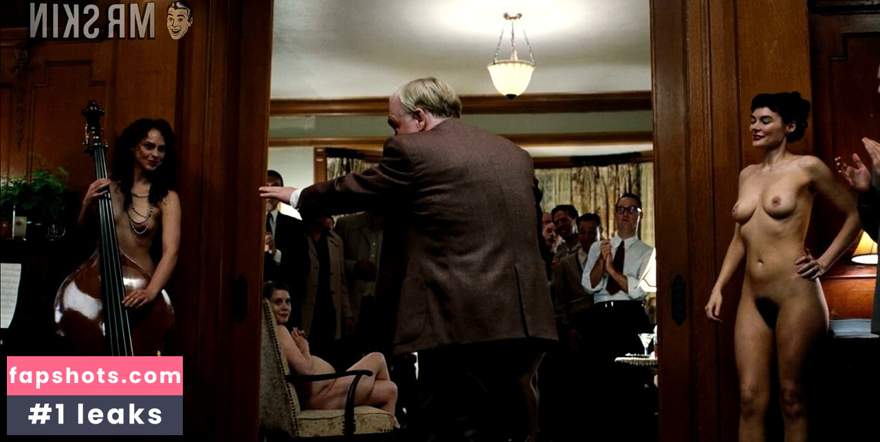 Fiona Dourif gallery photo #16