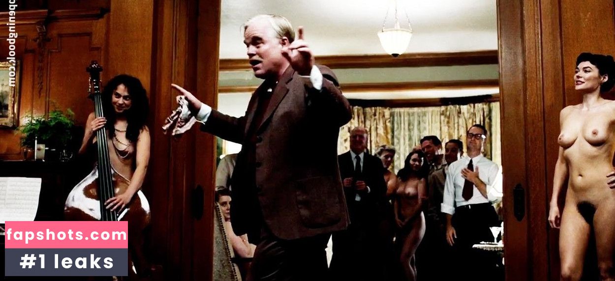 Fiona Dourif gallery photo #28