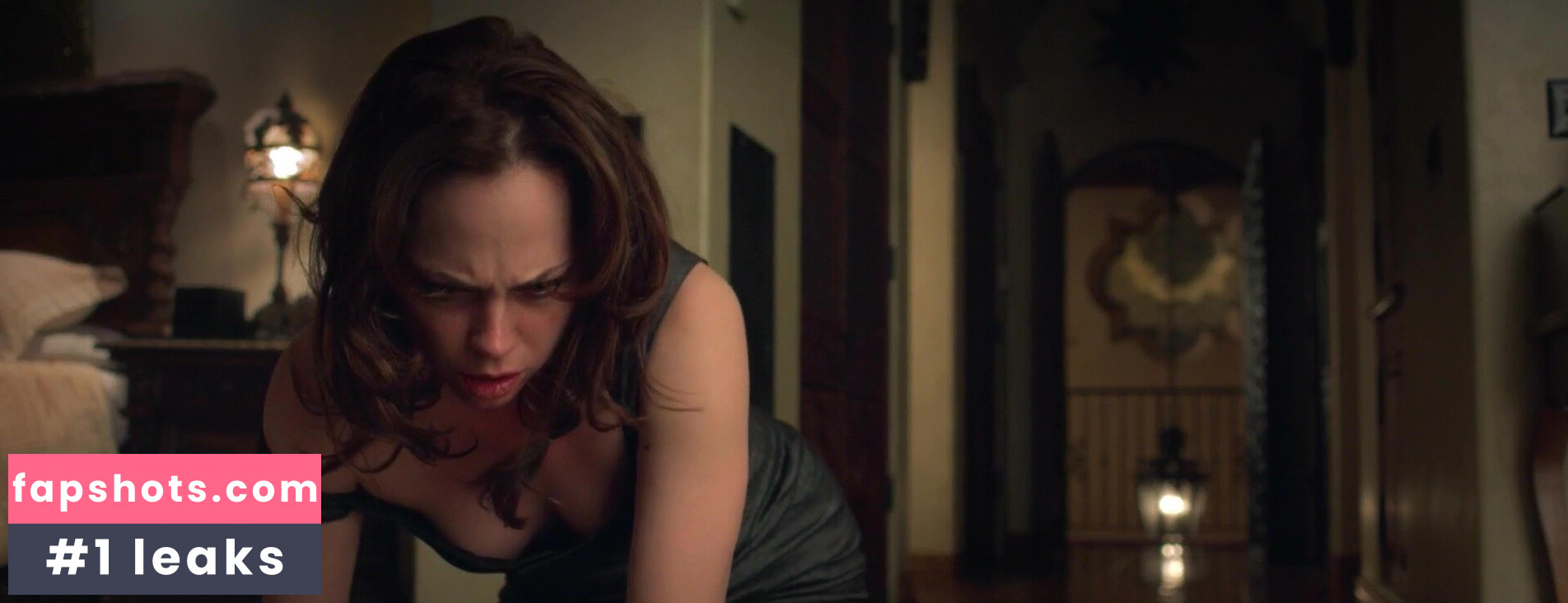 Fiona Dourif gallery photo #10