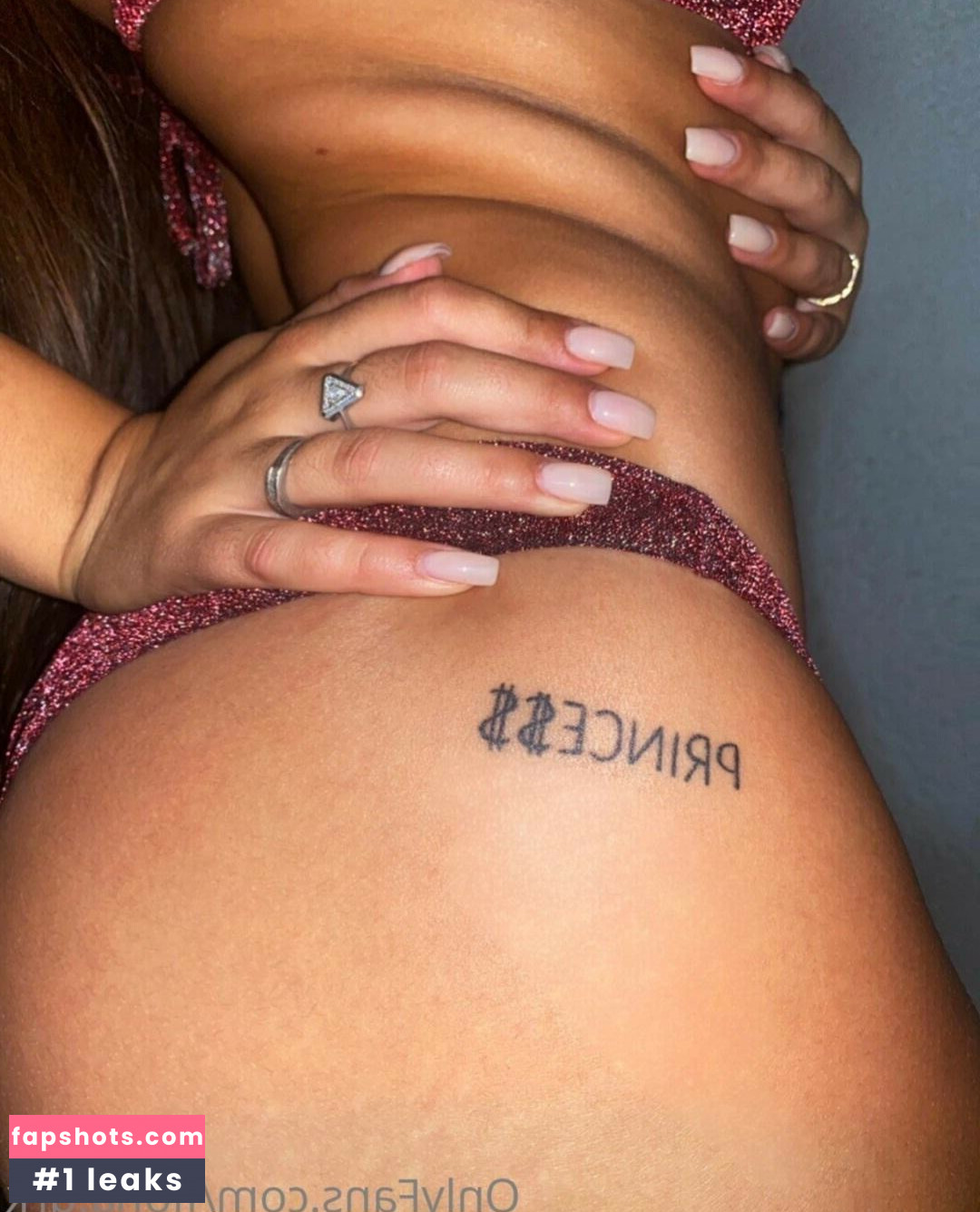 Fiona Duraku gallery photo #12