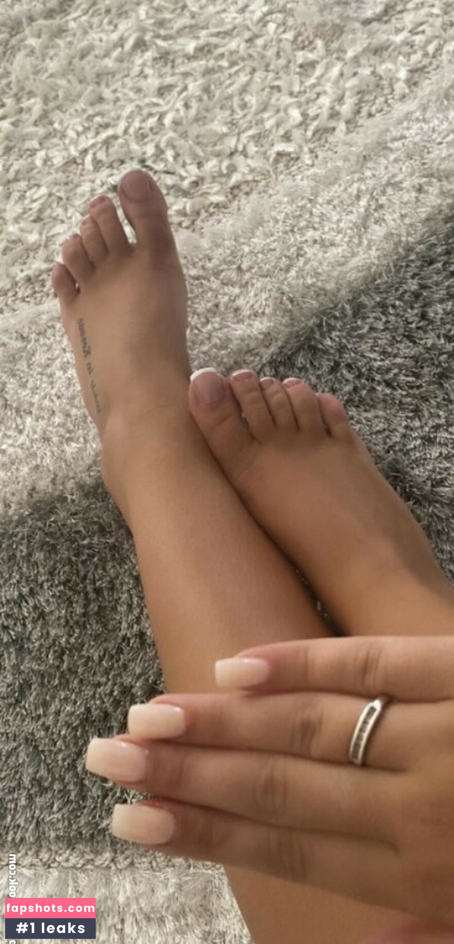 Fiona Duraku gallery photo #30