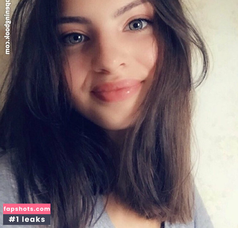 Fiona gallery photo #19