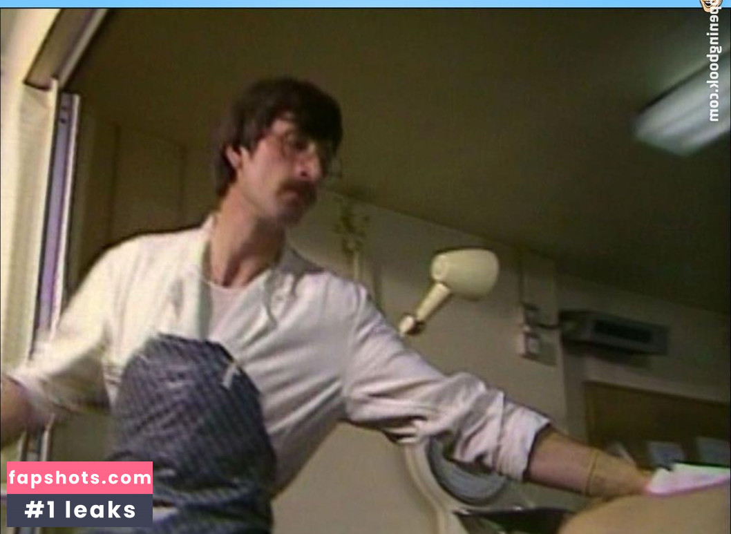 Fiona Walker nude babe gallery