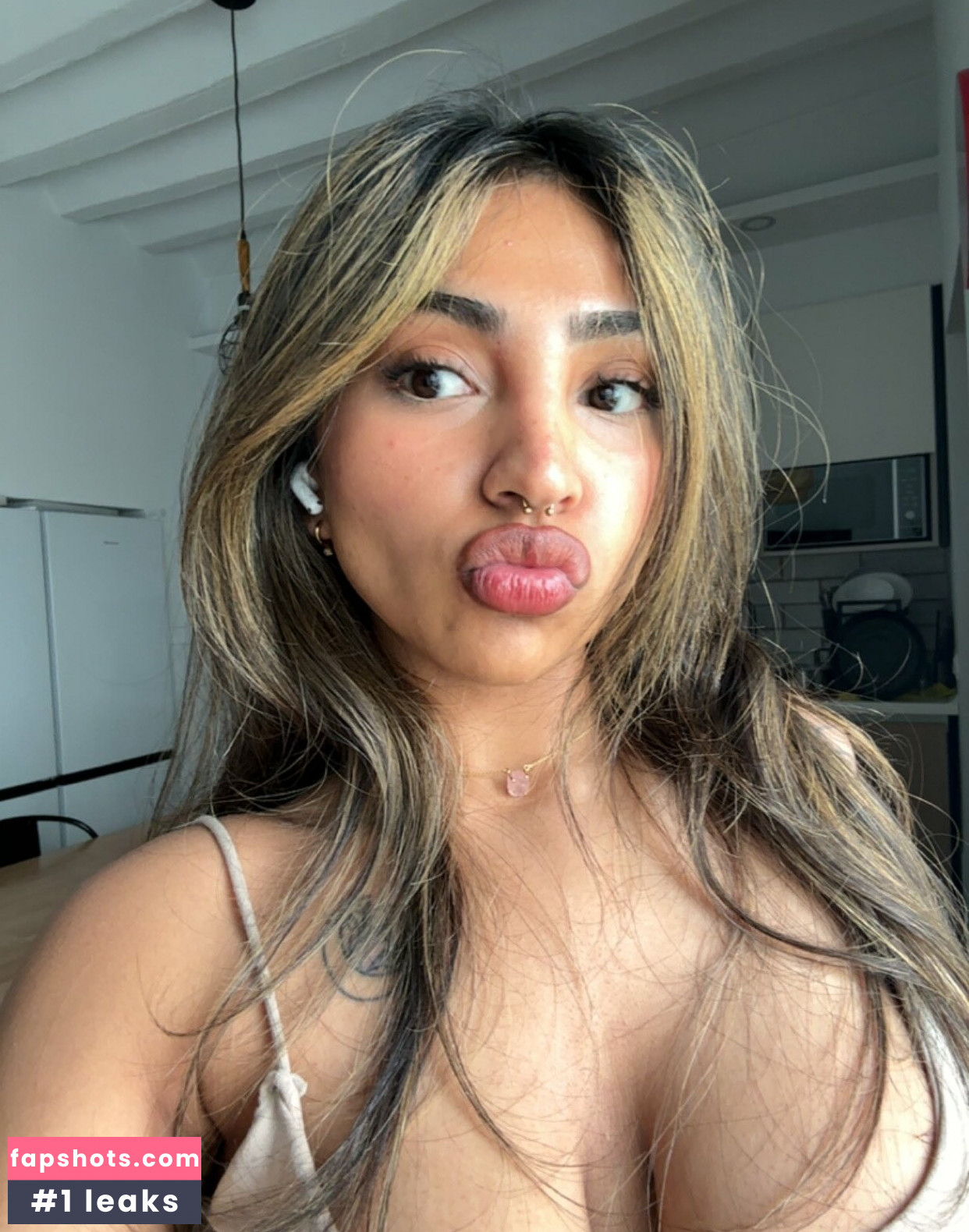 Fionee Nude Leaks OnlyFans Photos #7 - LeakJerk