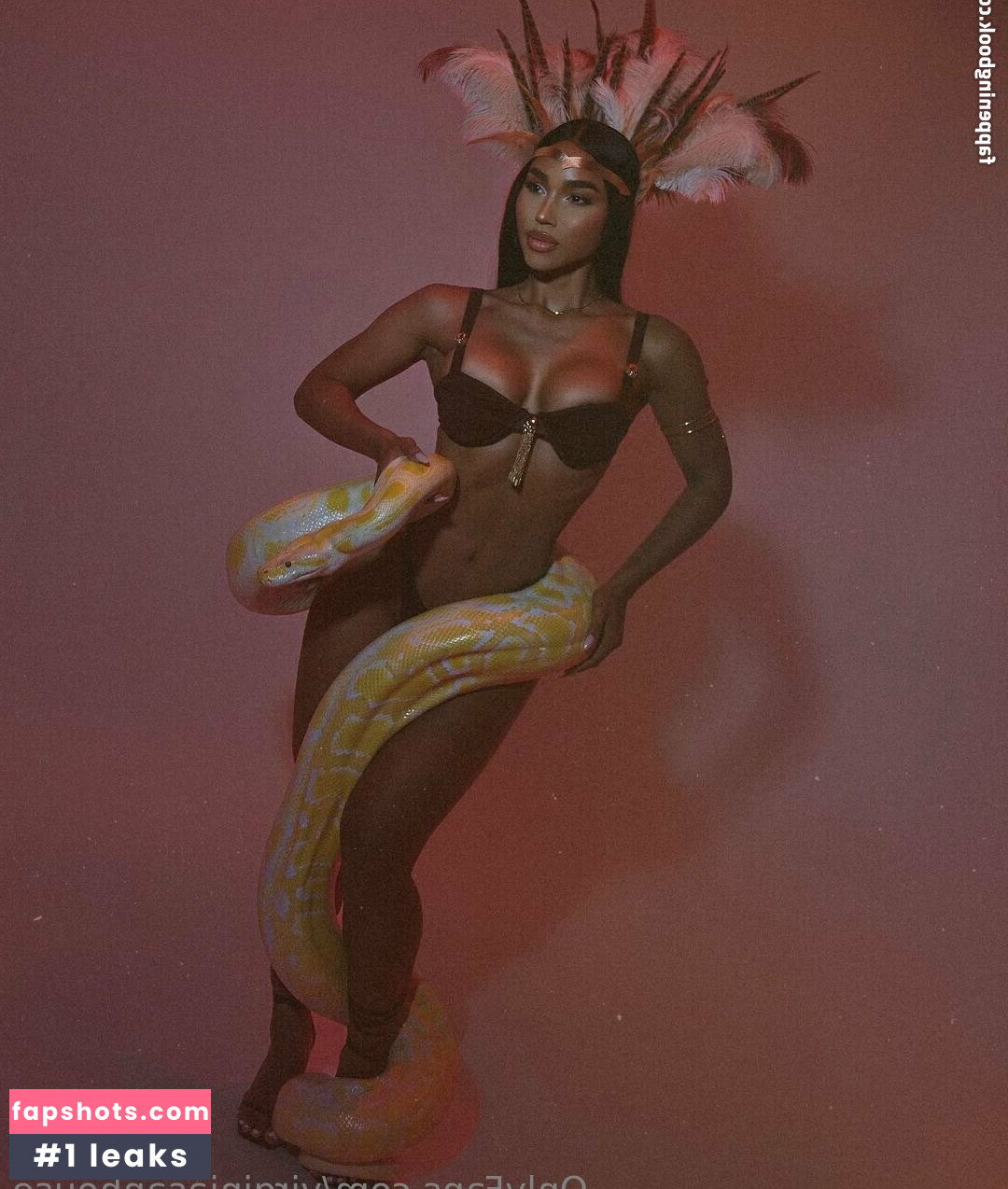 FitBabeXOXO gallery photo #23