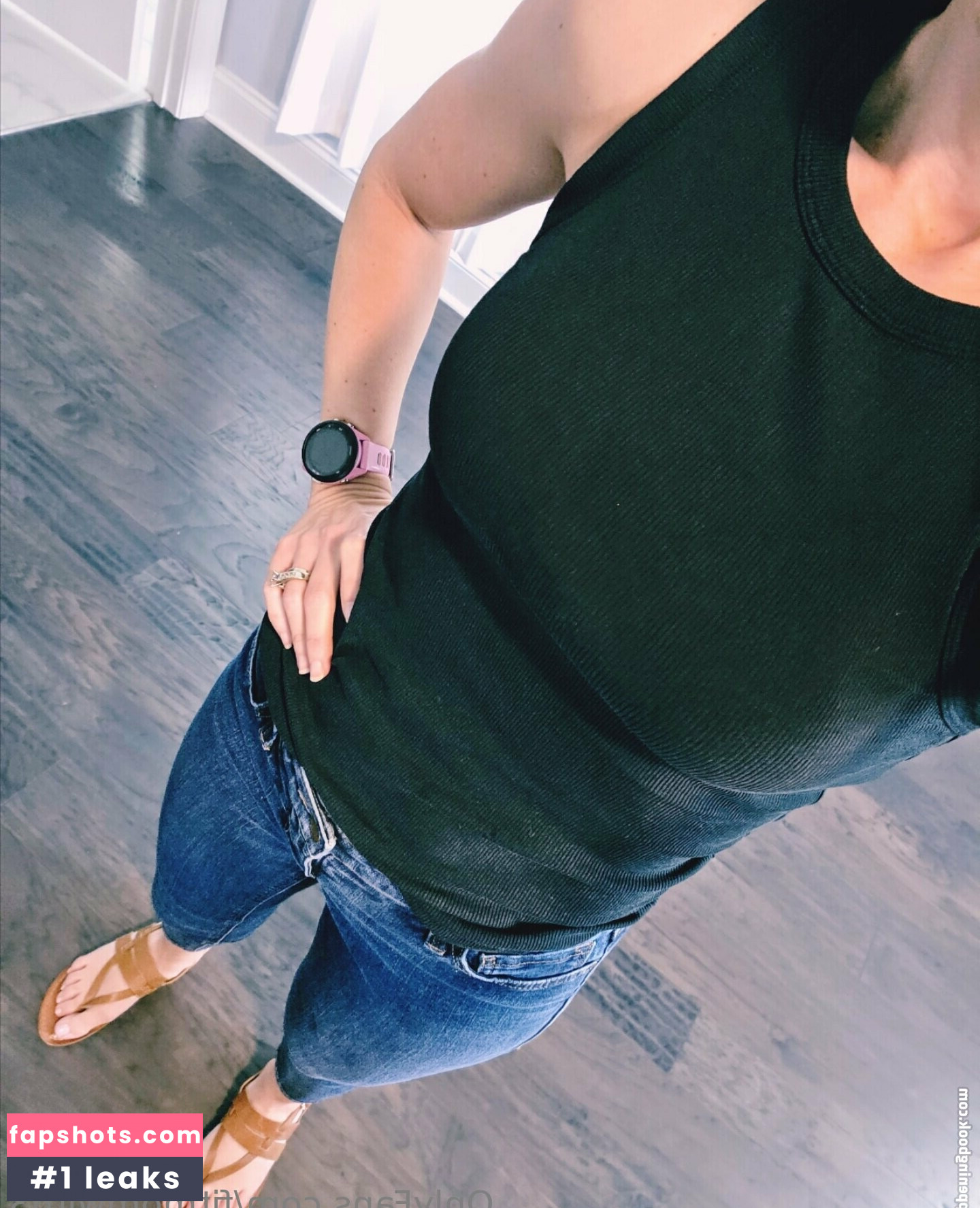 fitmomwith3 gallery photo #2