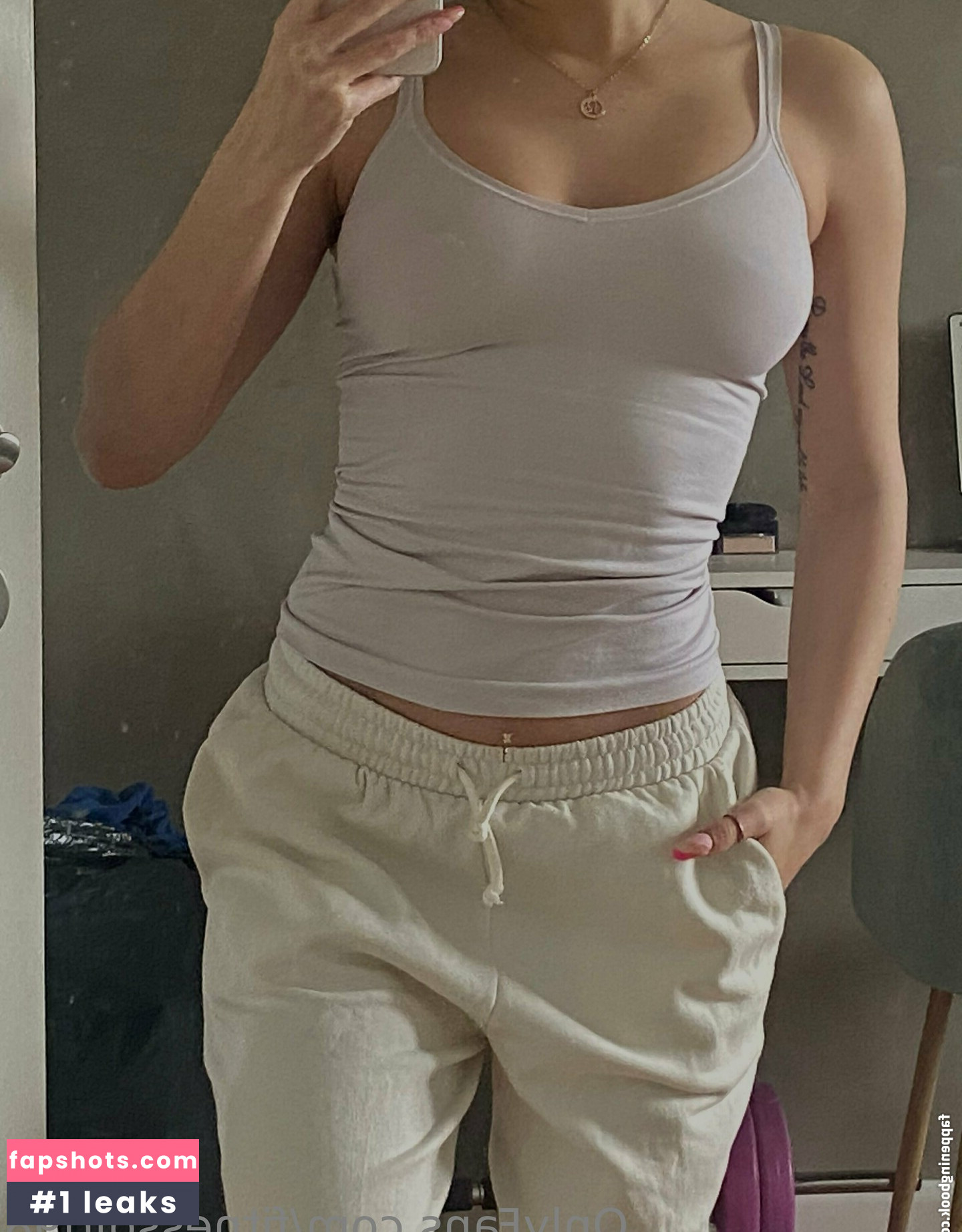 fitnessgirl98 gallery photo #20