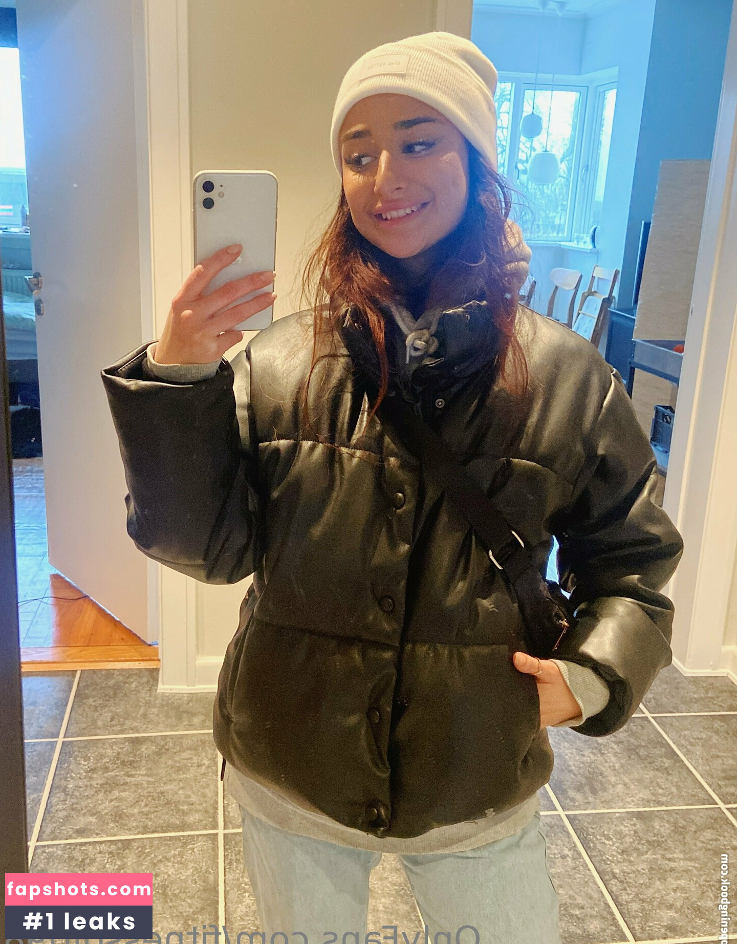 fitnessgirl98 nude babe gallery