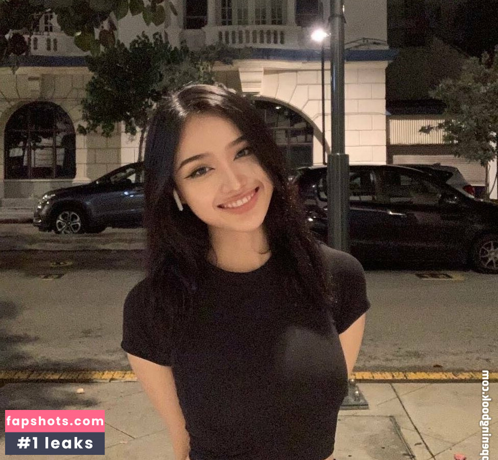 fitnesswithdaya nude babe gallery