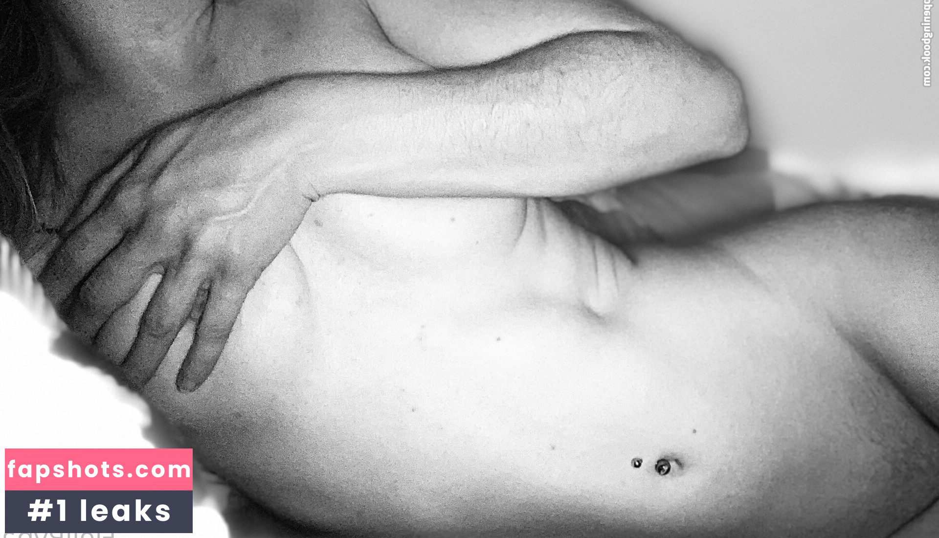 fjellrypa Nude Leaks OnlyFans Photos #6 - LeakJerk