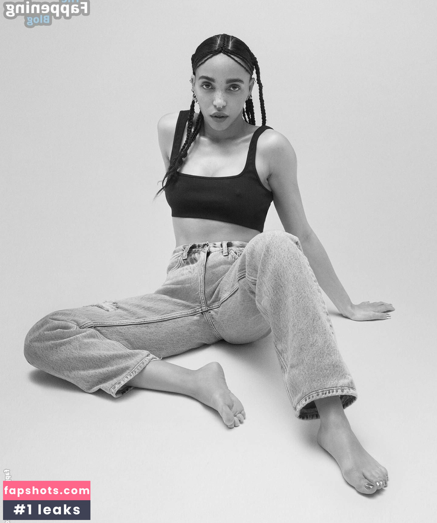 FKA twigs gallery photo #204