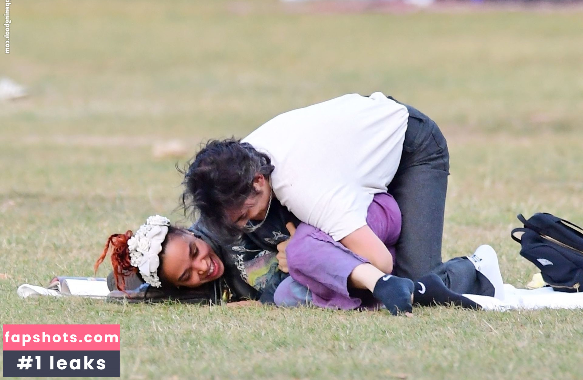 FKA twigs gallery photo #245