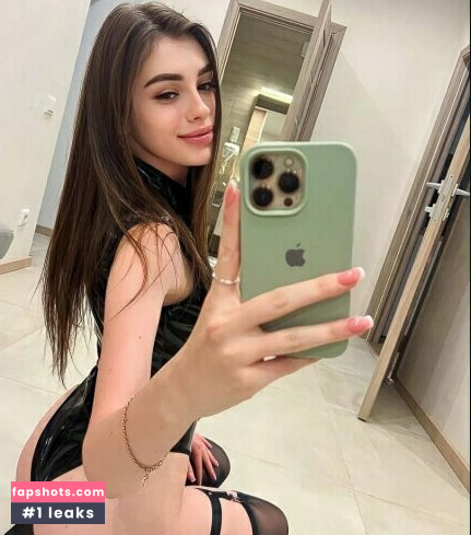 Flame Jade gallery photo #27