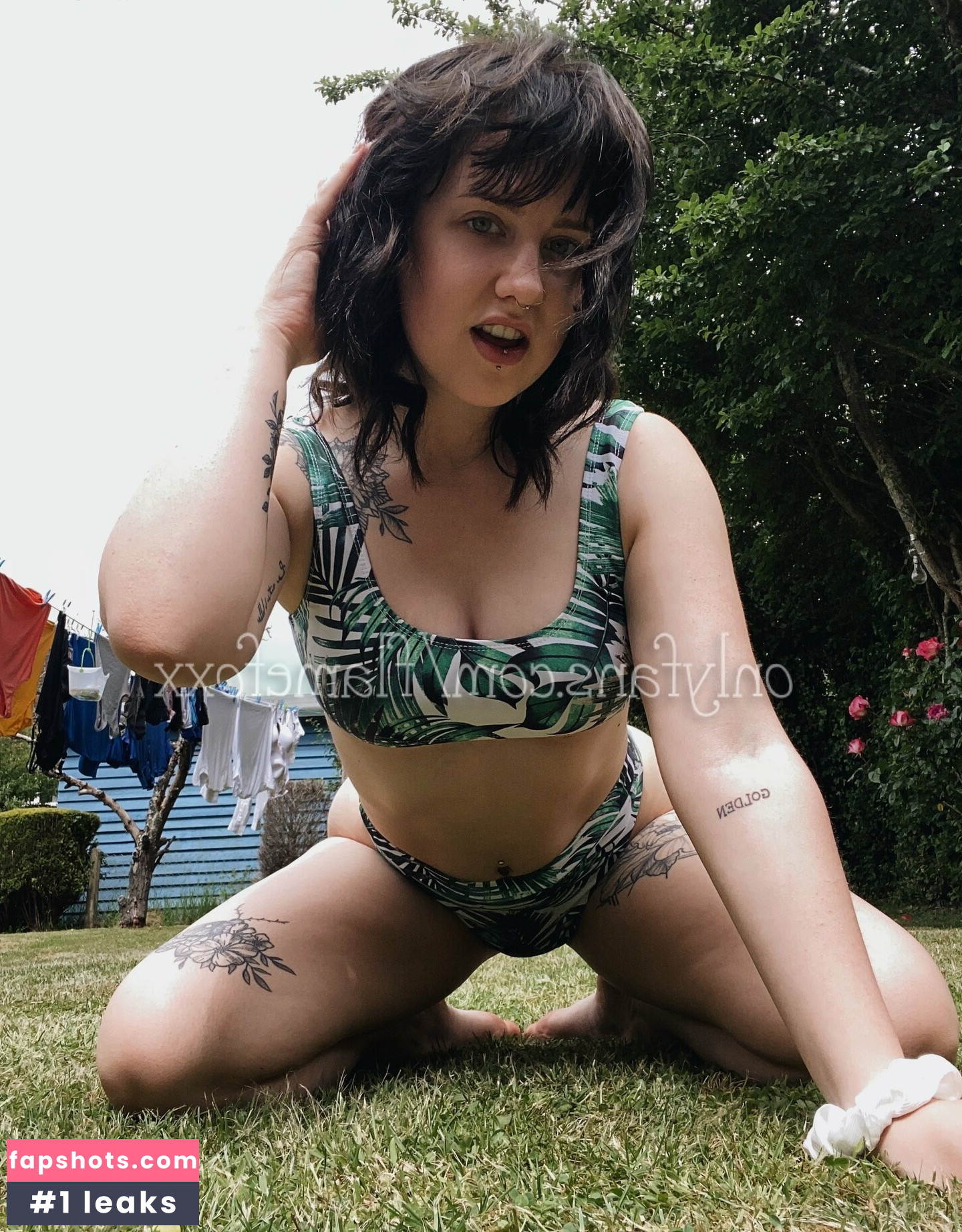 Flamefoxx gallery photo #17