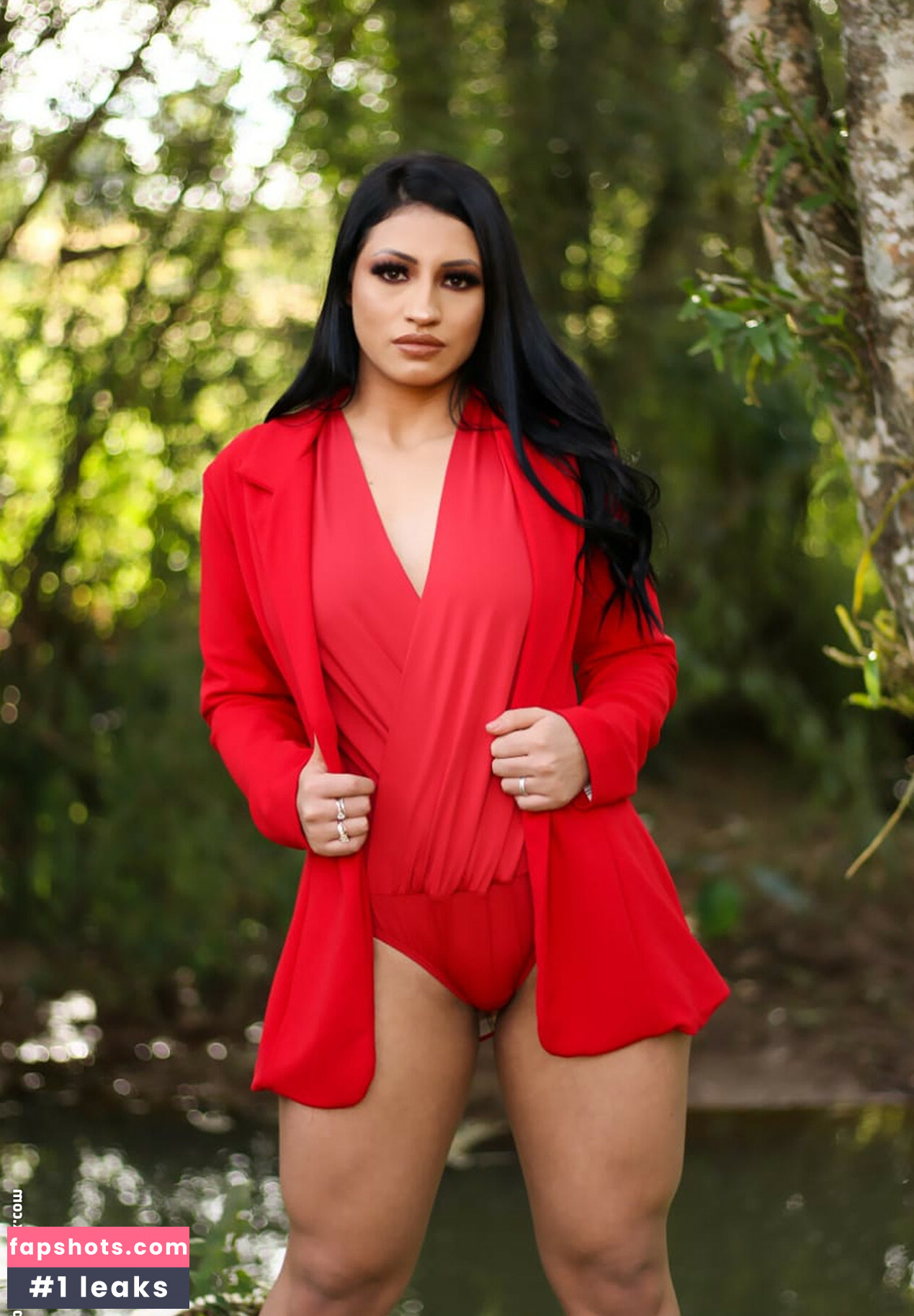 Flávia Antunes gallery photo #3