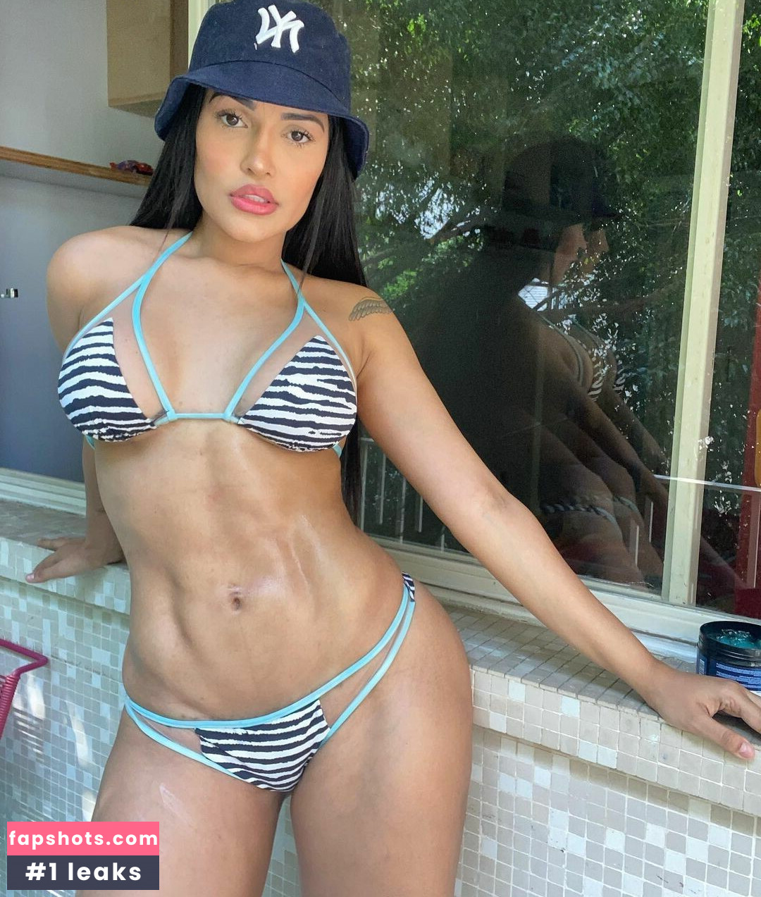 Flay gallery photo #74