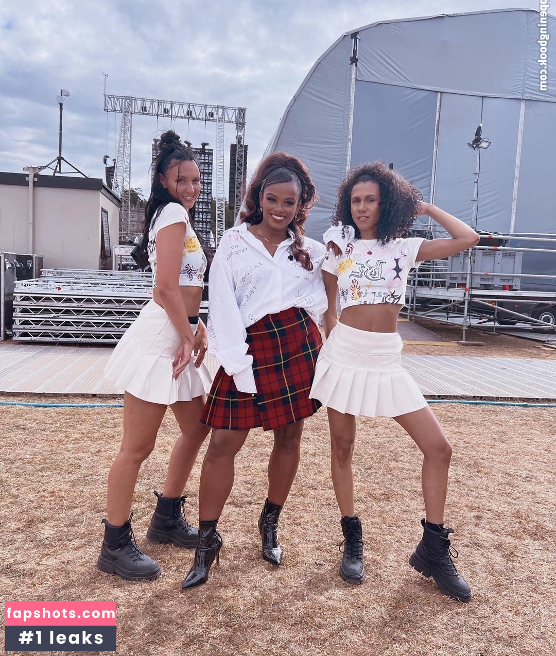 Fleur East gallery photo #65