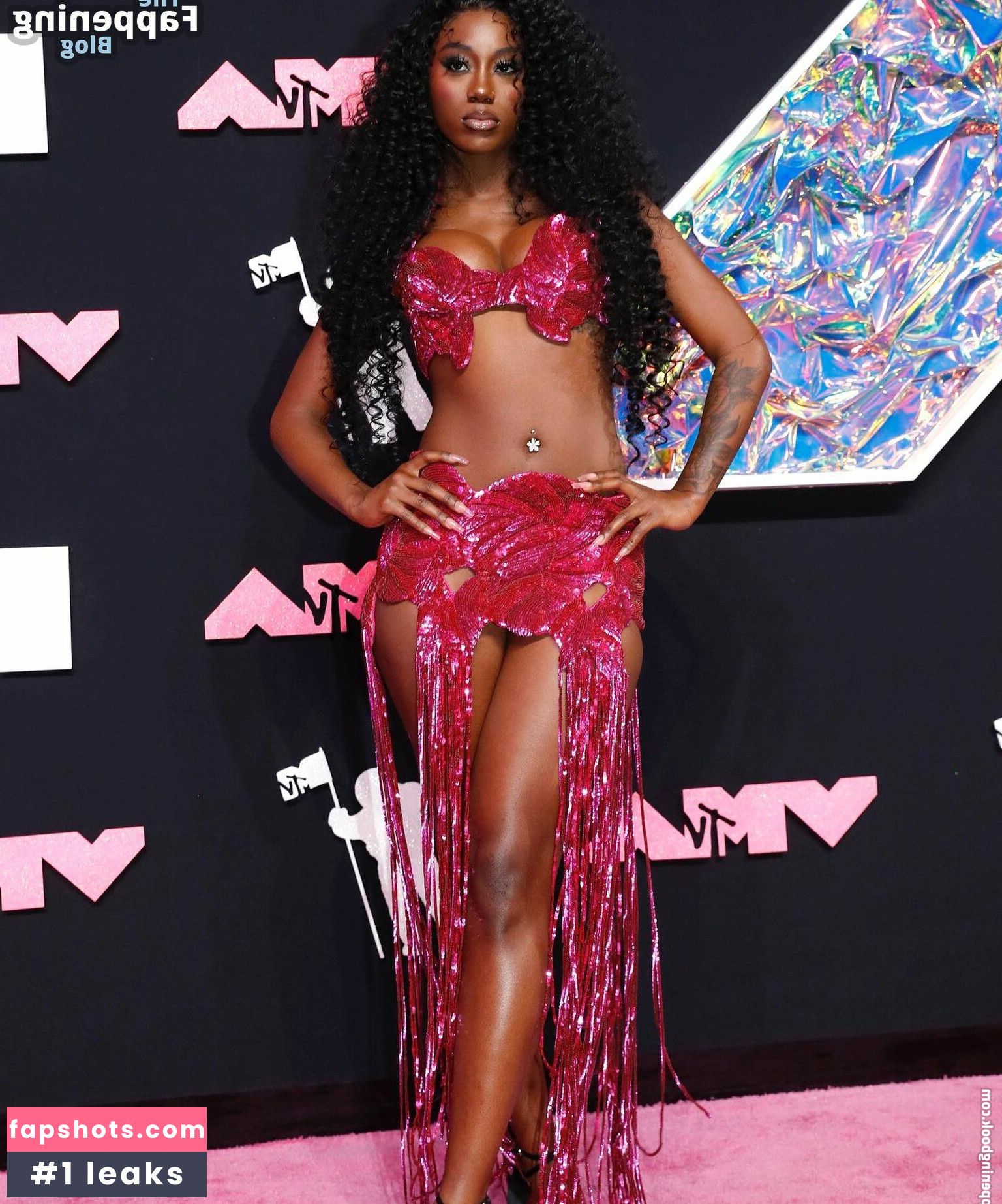 Flo Milli gallery photo #17