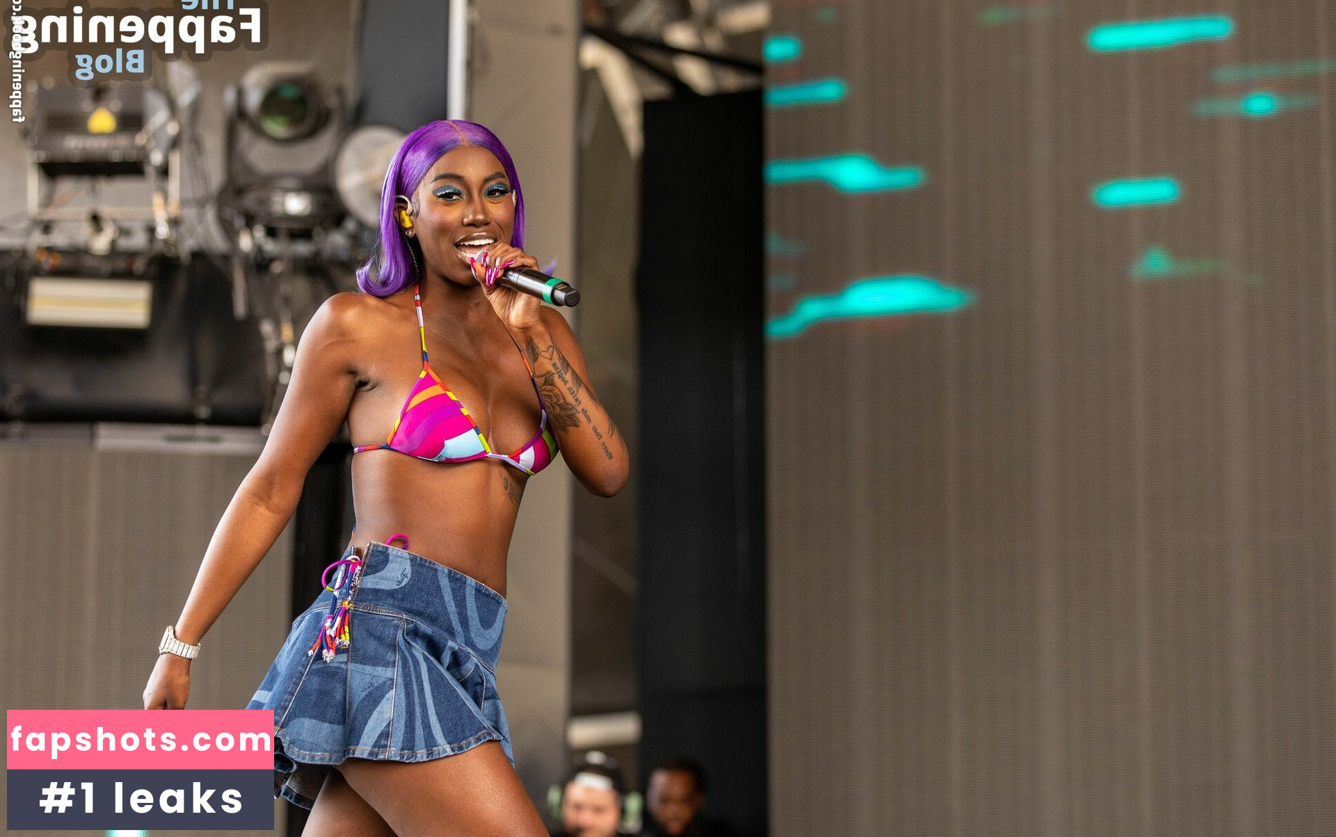 Flo Milli gallery photo #27