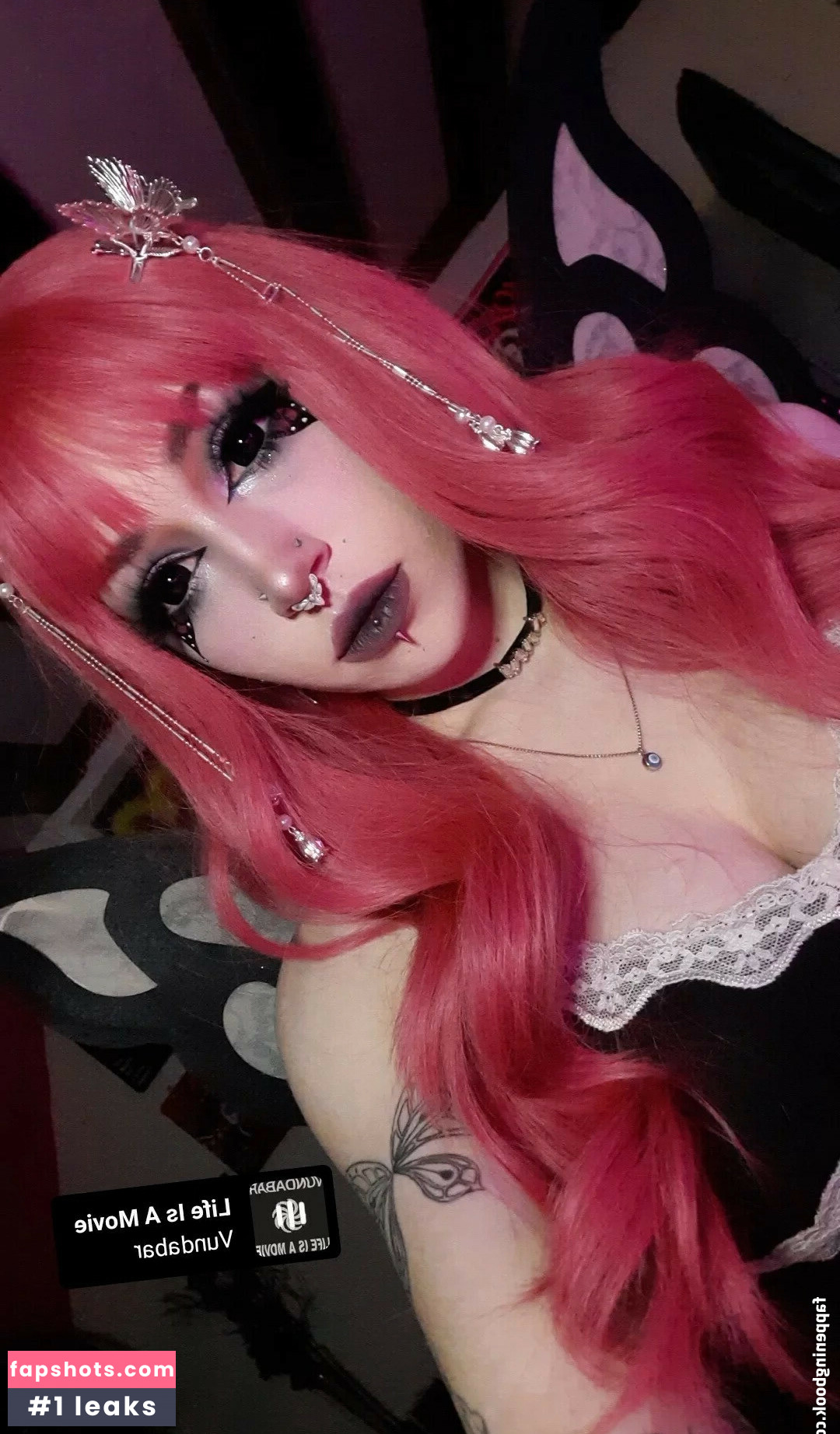 FlodaASMR nude babe gallery