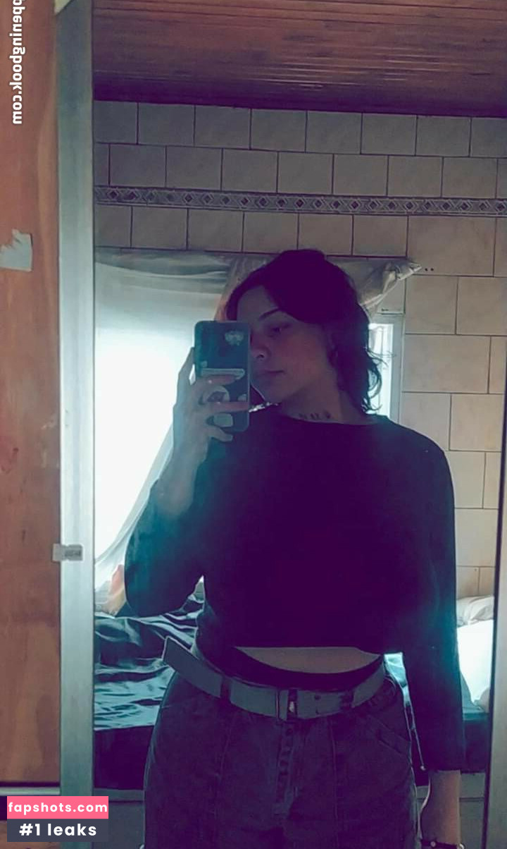 Flor Ortiz gallery photo #16