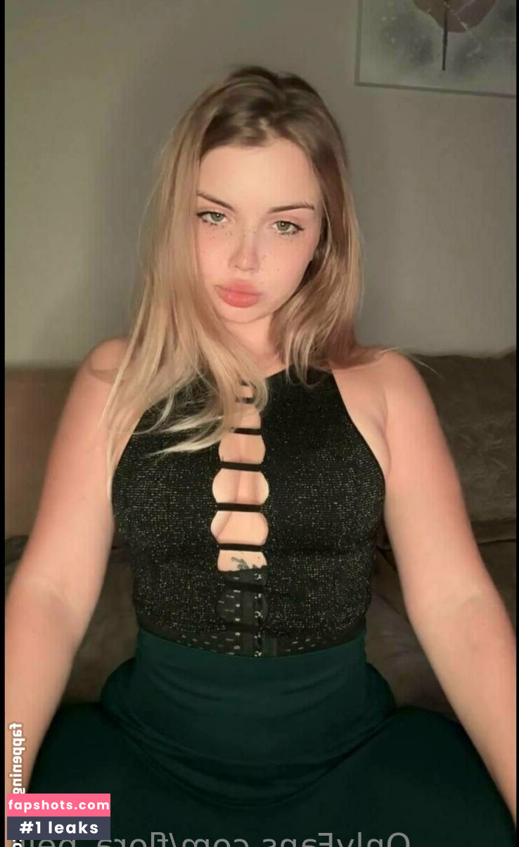 flora_belll Nahé úniky fotek pouze od fanoušků #12 - Fapshots