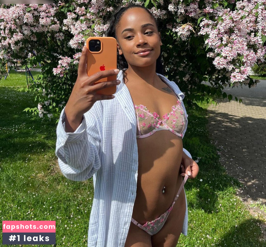 Flora Farrell Nude Leaks OnlyFans Photos #20 - Fapshots