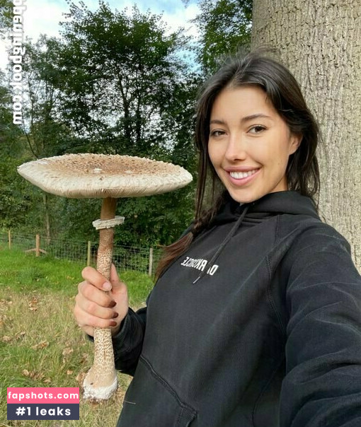 floraivyfree nude babe gallery