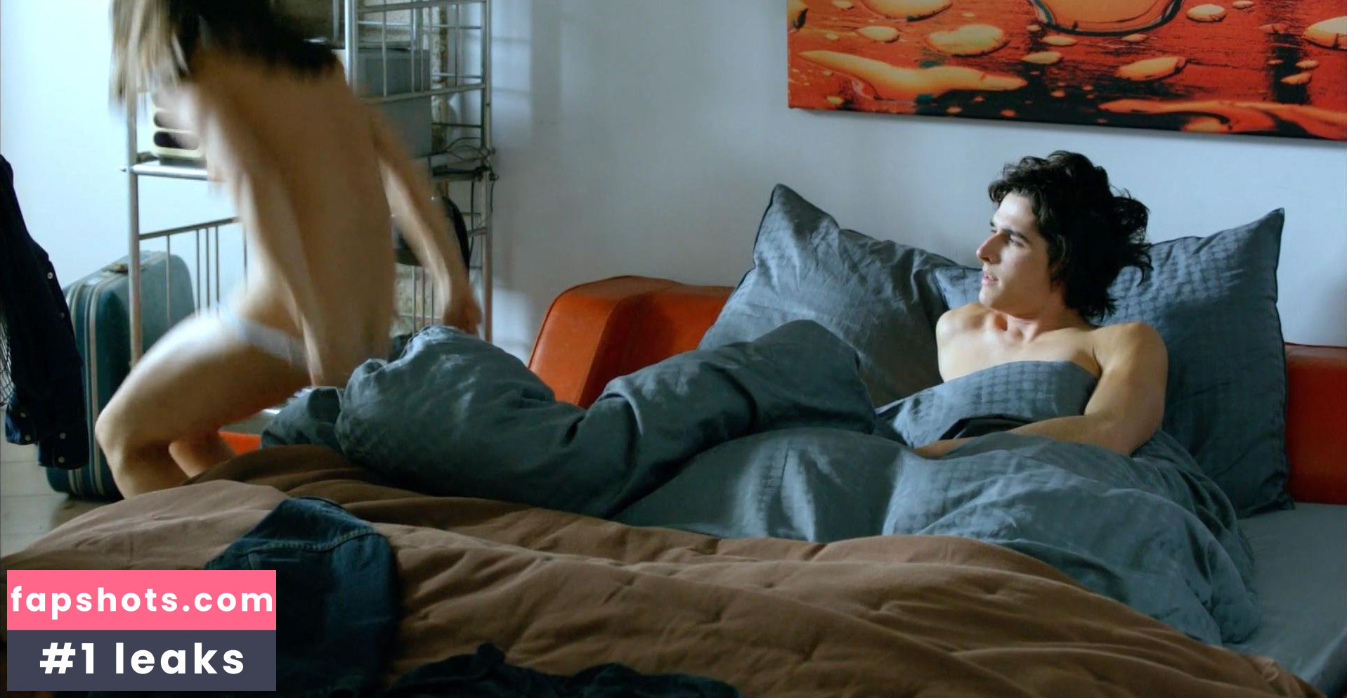 Flore Bonaventura gallery photo #8