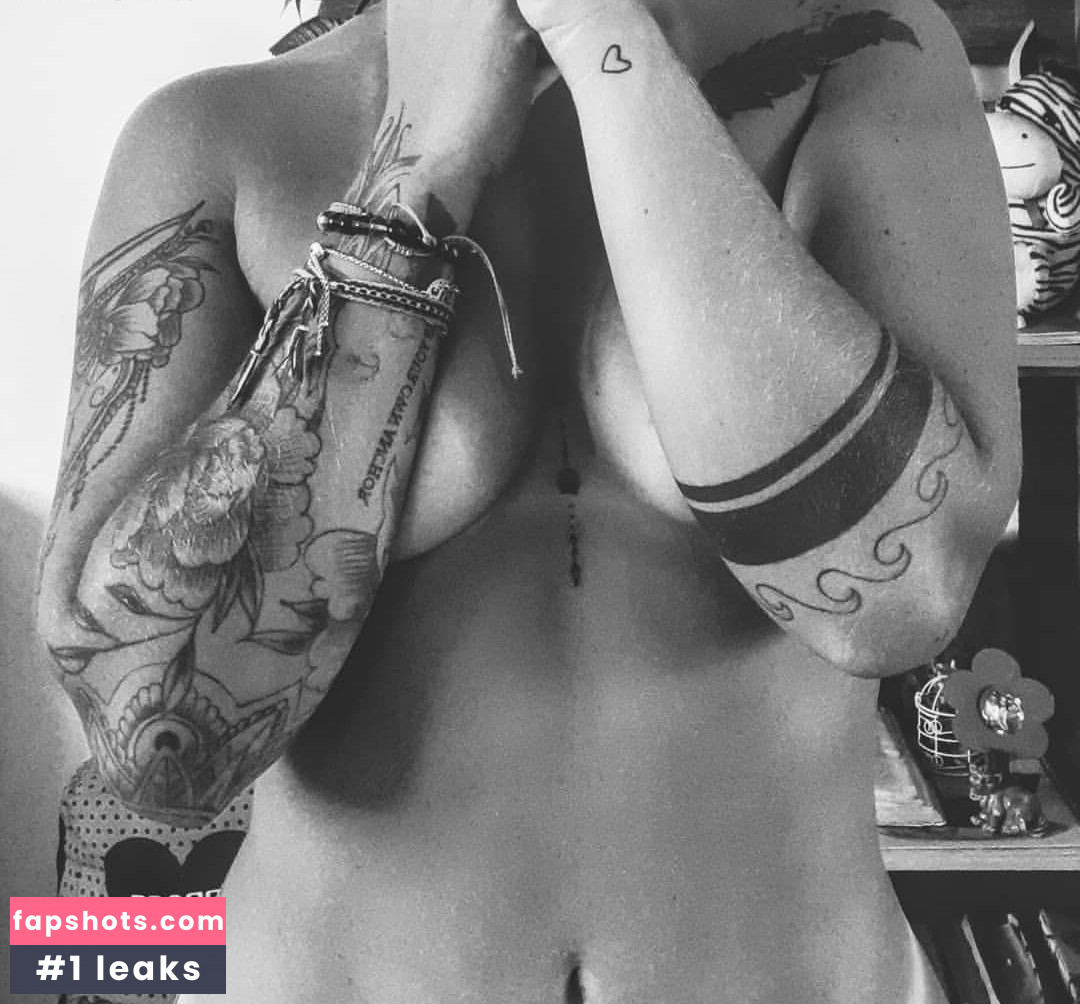 Florence Butschkau gallery photo #6