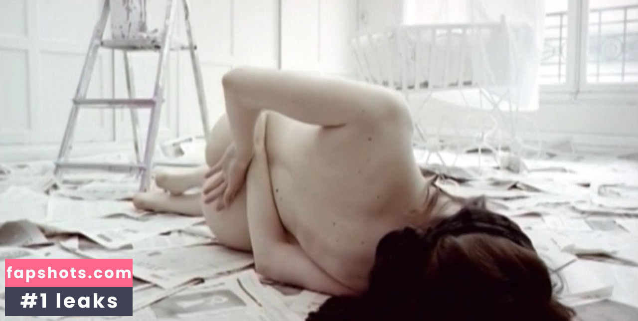 Florence Loiret Caille gallery photo #7