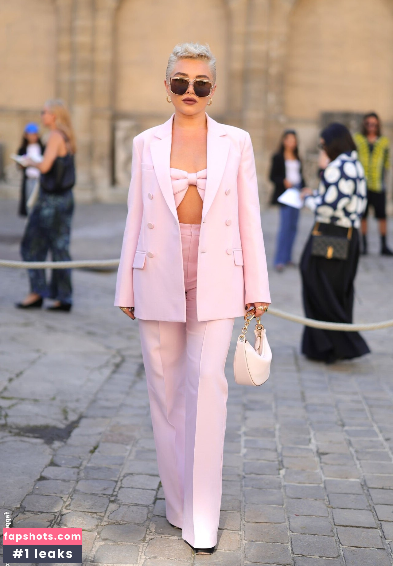 Florence Pugh Nahé úniky fotek pouze od fanoušků #307 - Fapshots