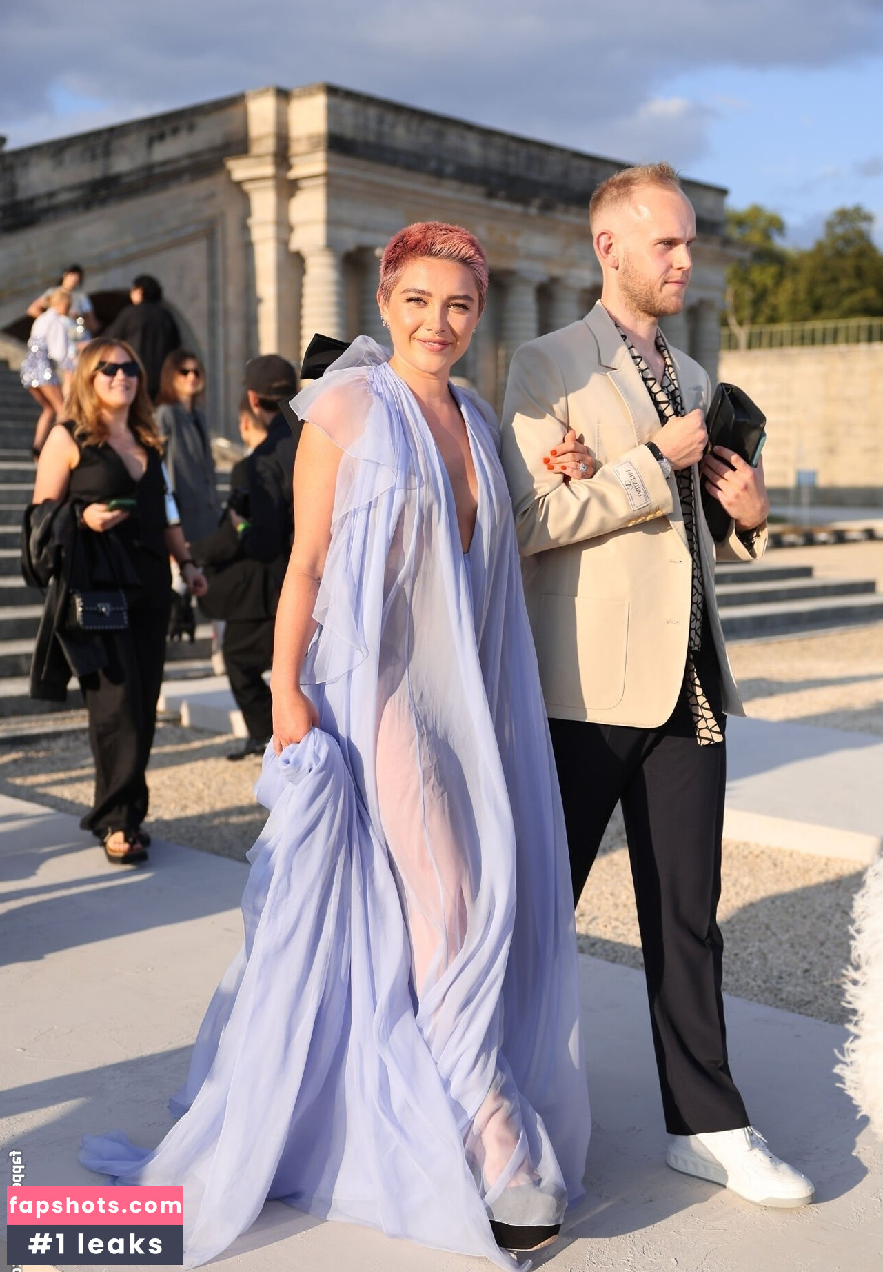 Florence Pugh Nahé úniky fotek pouze od fanoušků #363 - Fapshots