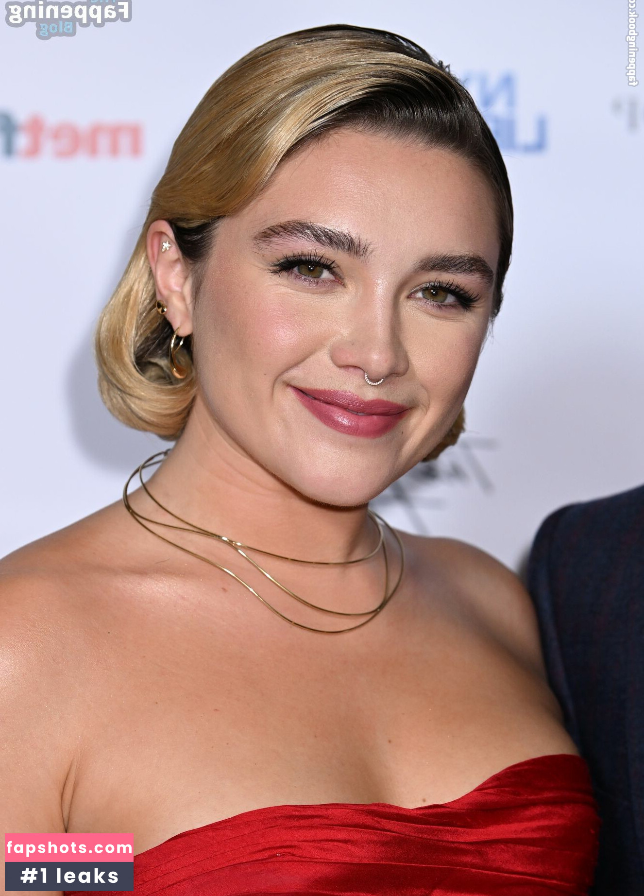 Florence Pugh gallery photo #457