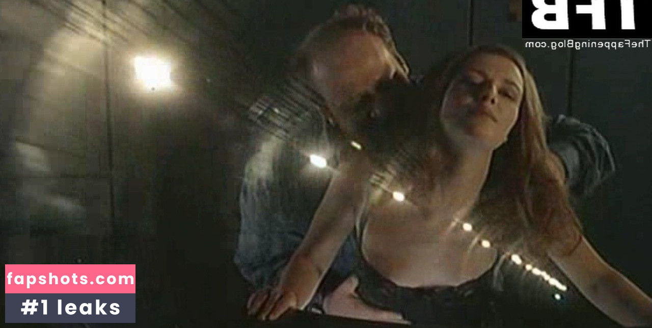 Florence Thomassin gallery photo #14